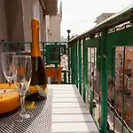 Perfect Place In The Center With Fast Wifi And Free Parking At Riverside