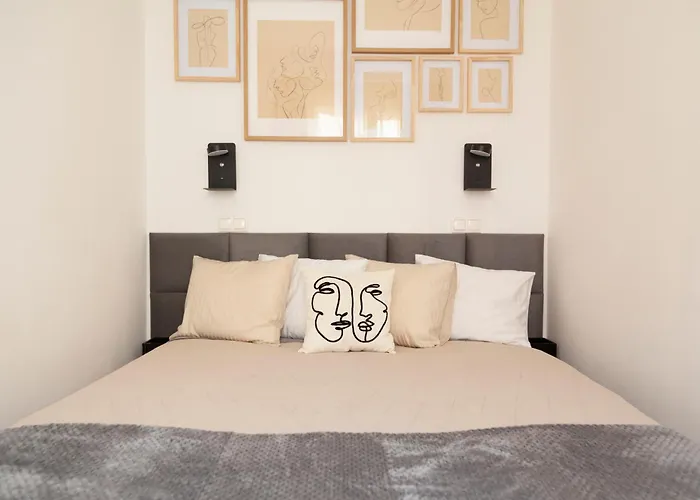 Perfect Place In The Center With Fast Wifi And Free Parking At Riverside